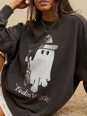 Aerie Feelin' Witchy Ghost Graphic Sweatshirt